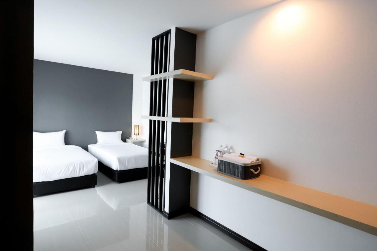 The Rest Hotel - ประจวบ Prachuap Khiri Khan Eksteriør bilde